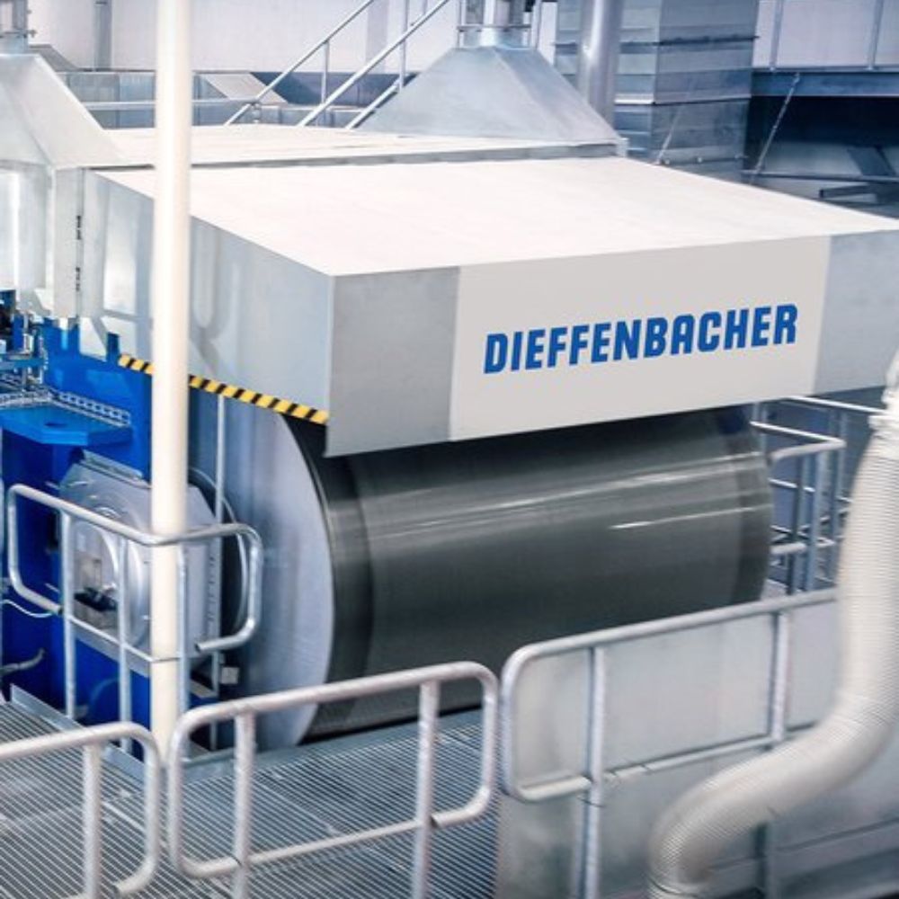 Dieffenbacher Platen Machine.